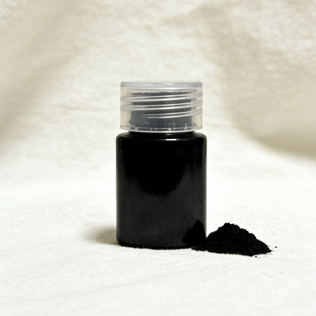 Black shimmer pigment powder for candles