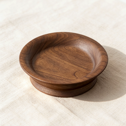 Round wooden candle holder base with natural wood grain, ideal for holding candles and as a minimalist home decor accent